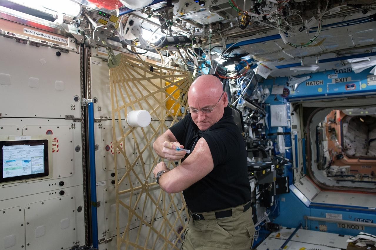 How do viruses affect astronauts in space? Here's what we know so far.