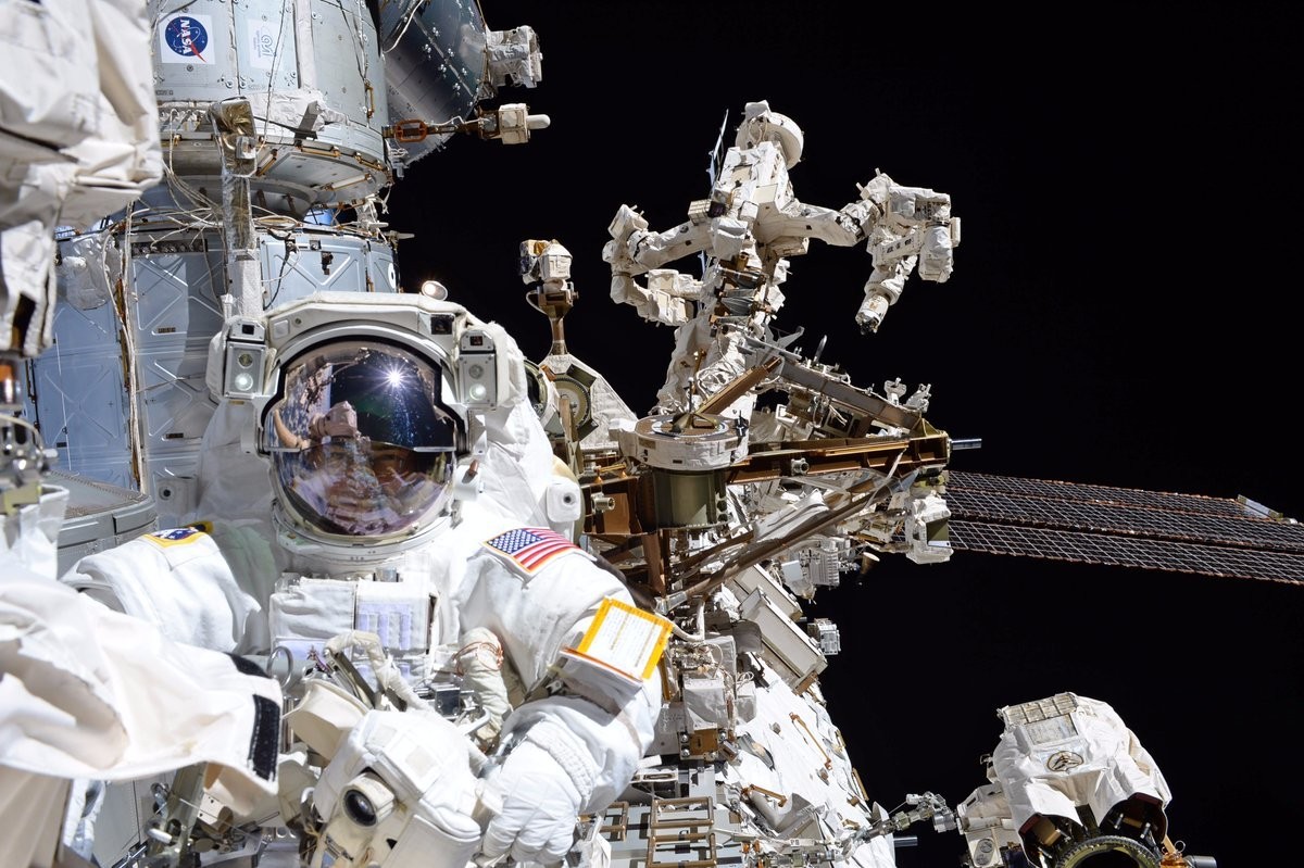 No, Russia hasn't claimed it will abandon an American astronaut on the space station