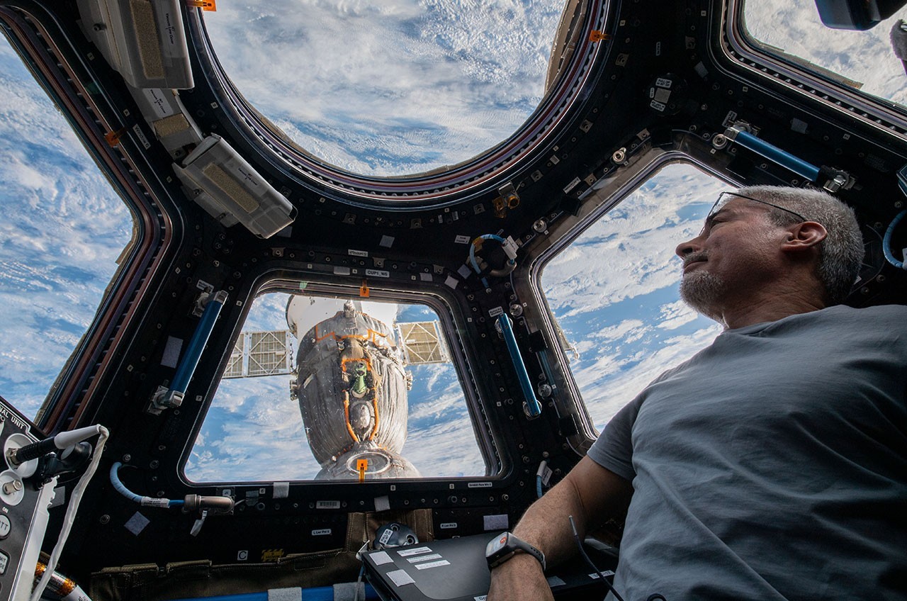 NASA astronaut Mark Vande Hei breaks record for longest US spaceflight