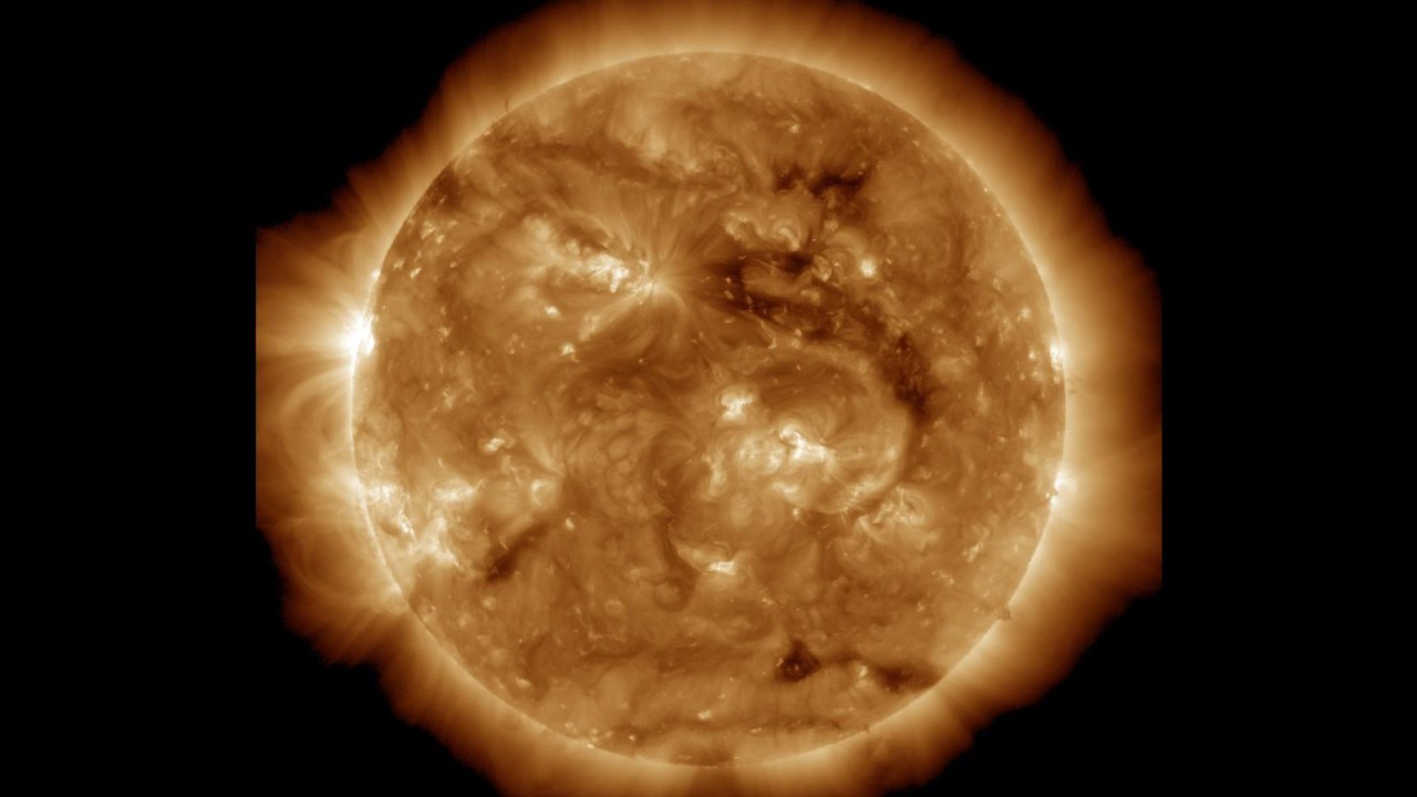 Strange new type of solar wave defies physics