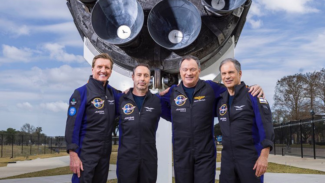 Axiom's 1st private astronaut crew is ready to fly to space