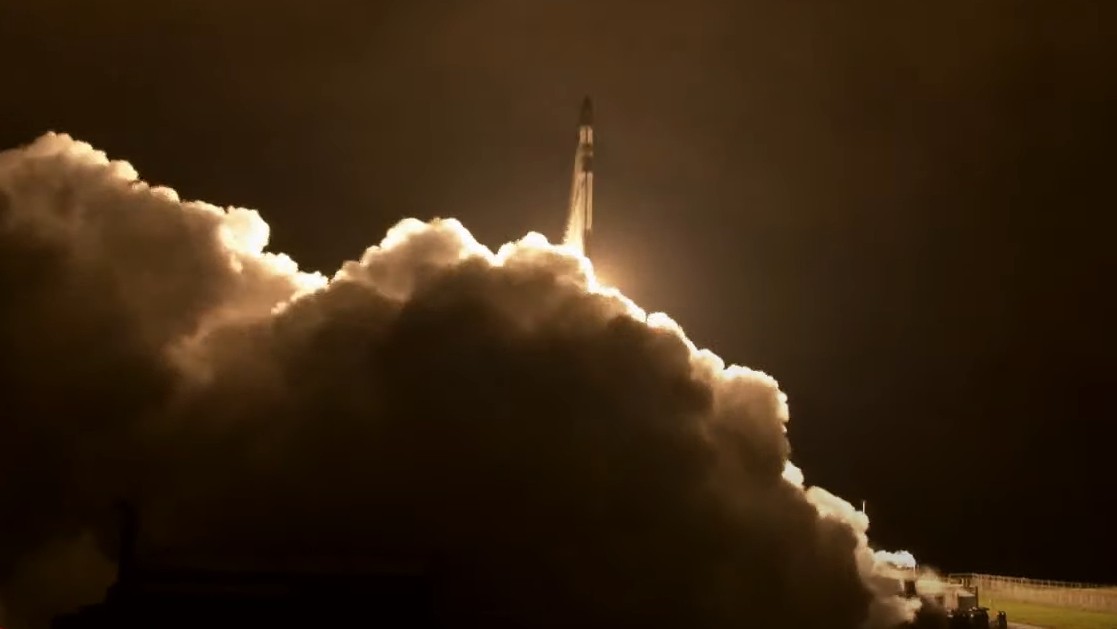 Rocket Lab launches 2 BlackSky Earth-observing satellites into orbit