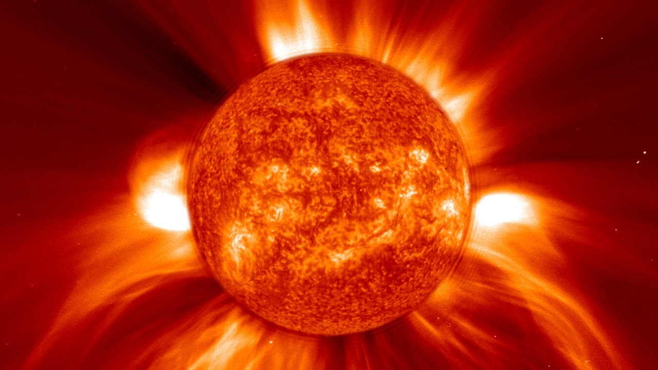 The sun's atmosphere: Photosphere, chromosphere and corona