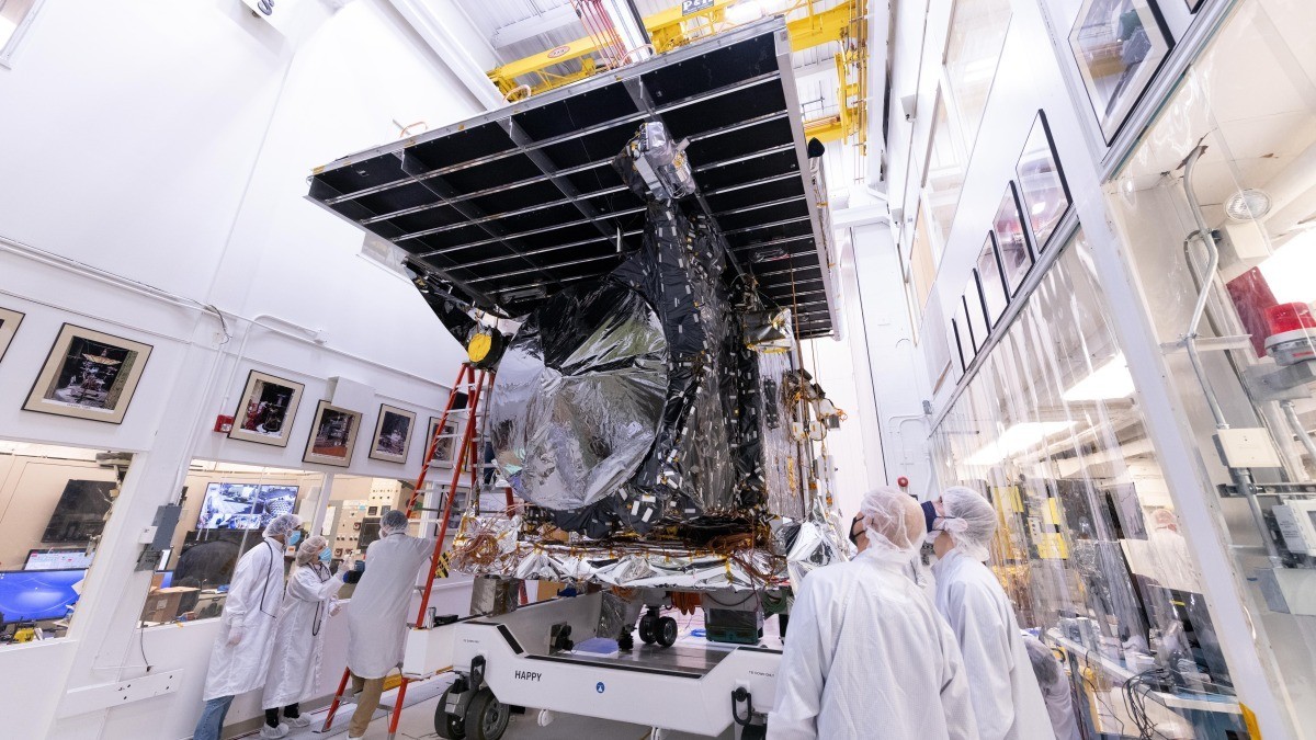 NASA's Psyche asteroid spacecraft passes shake-and-bake test and meets the press