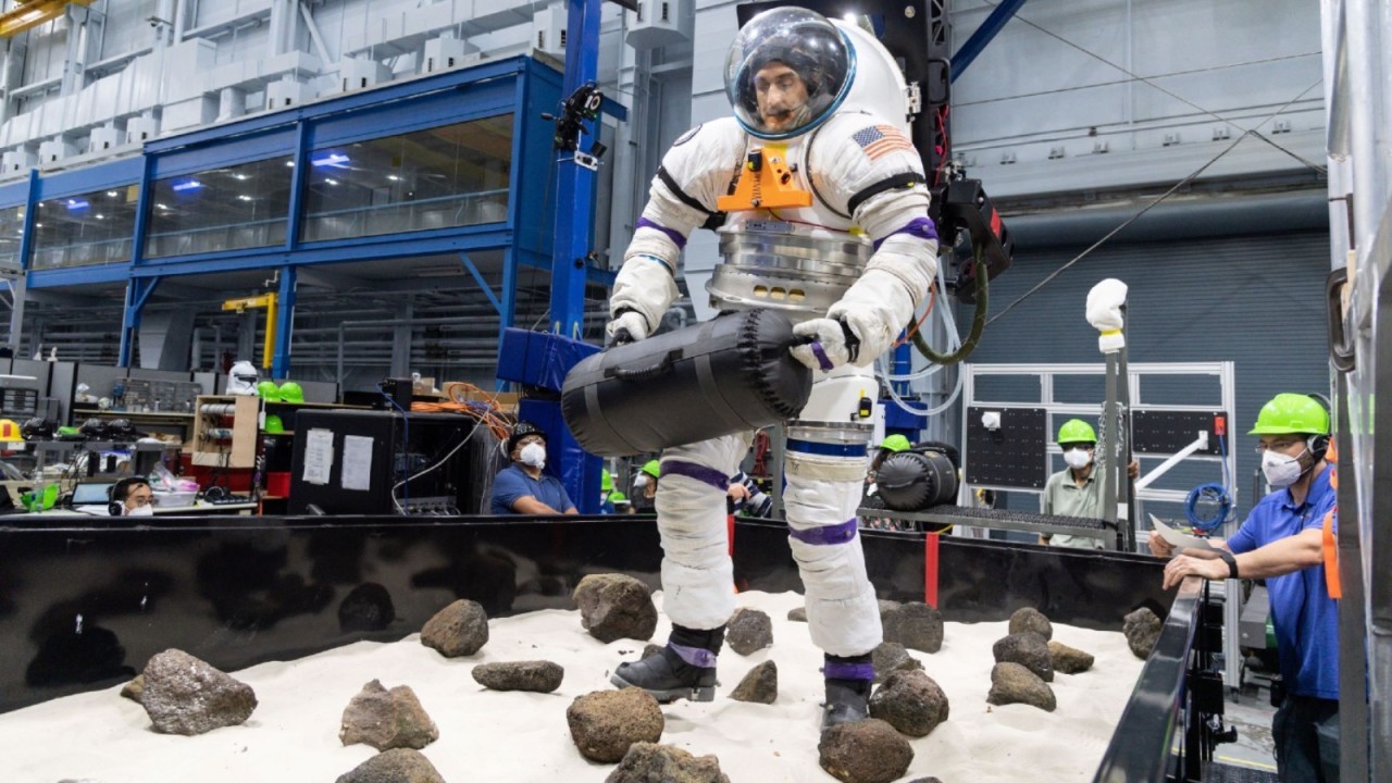 Obstacle course tests NASA astronauts' mission readiness after moon or Mars landing