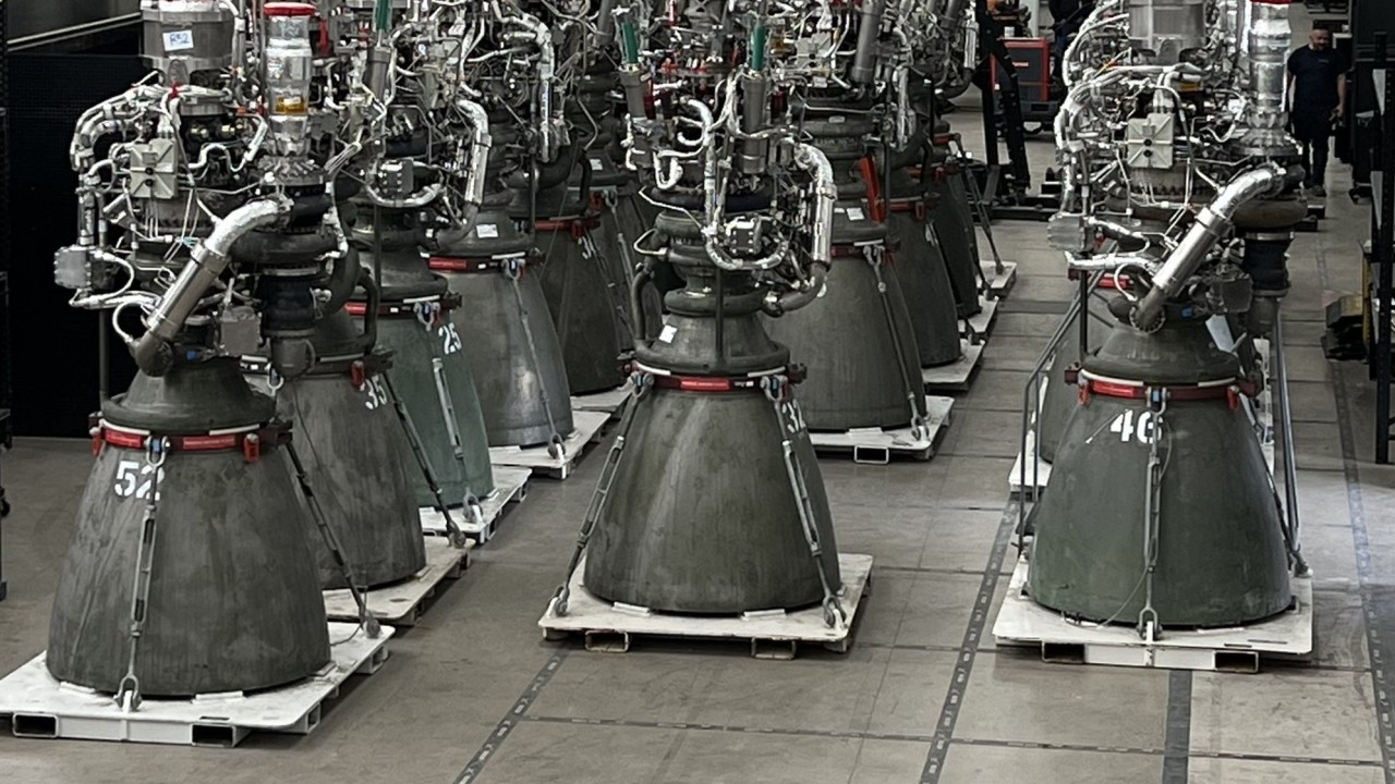 Elon Musk shows off new SpaceX rocket engines for Starship. Twitter fans see Daleks.