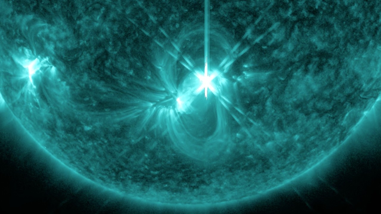 A 'mixed up' sunspot just fired off a huge solar flare