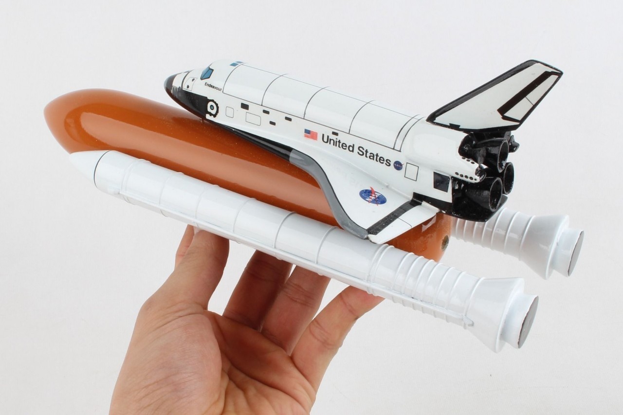 Join our Space.com Forums giveaway to win a space shuttle Endeavour model!