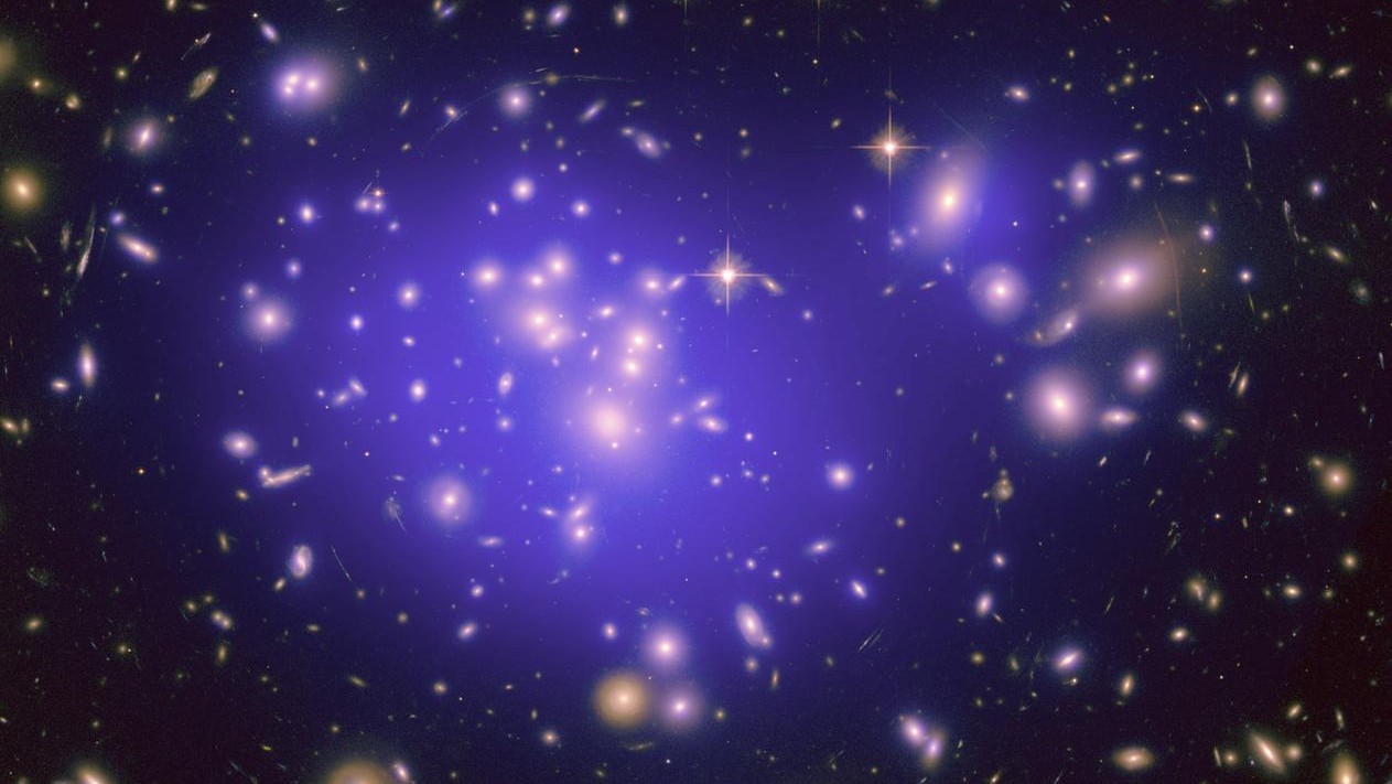 Could galaxy cluster collisions be used as dark matter detectors?