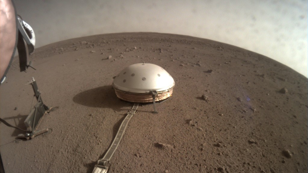 For the 1st time, Mars robots found meteorite impact craters by sensing seismic shock waves