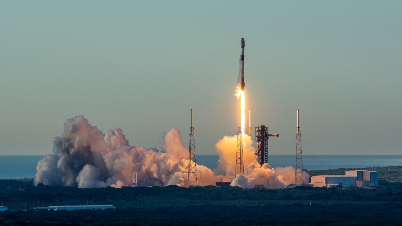 SpaceX launches 23 Starlink satellites, lands Falcon 9 rocket on record 22nd flight (video)