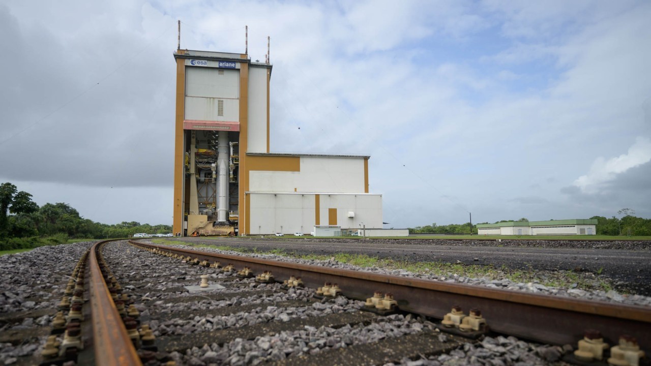 James Webb Space Telescope reaches launch pad for Christmas liftoff