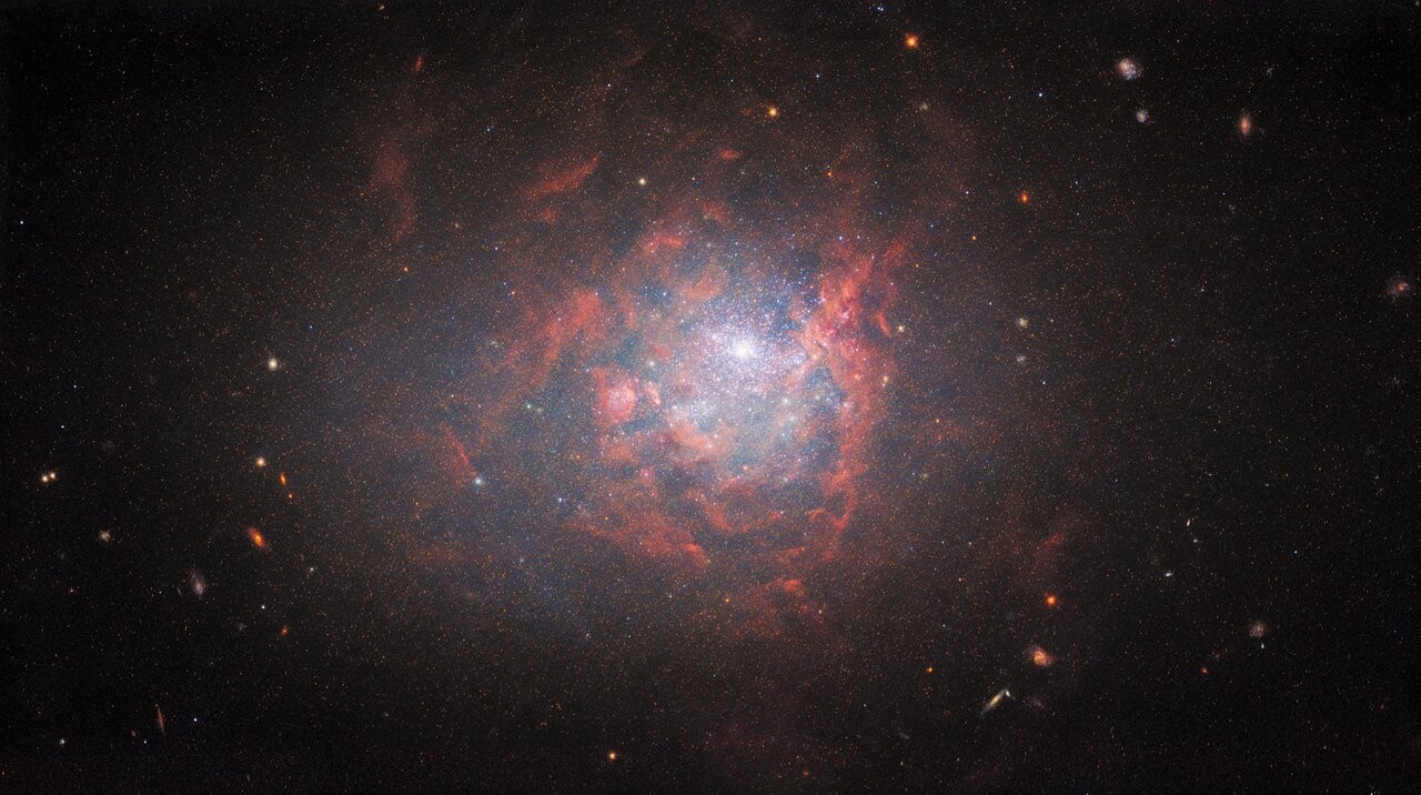 Hubble Space Telescope spots an 'oddball' starburst