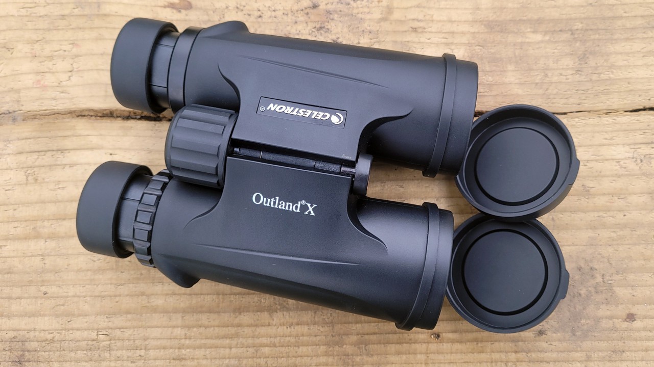 Celestron Outland X 10x42 binoculars review