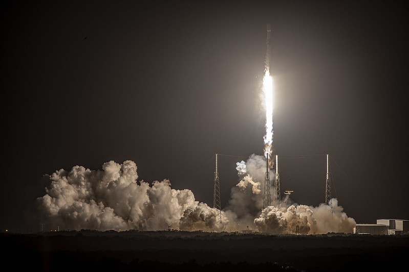 SpaceX paused Starlink launches to give its internet satellites lasers