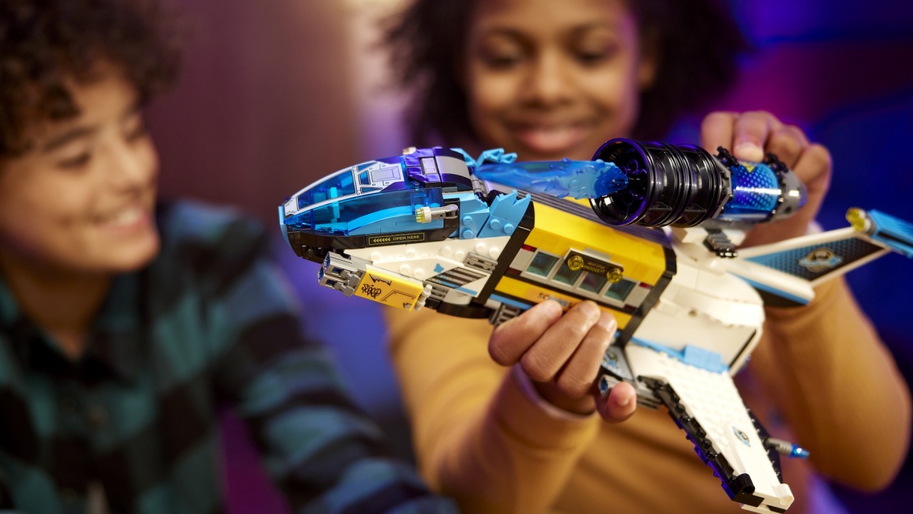 Explore the cosmos of your dreams with the new Lego DreamZzz Spacebus set