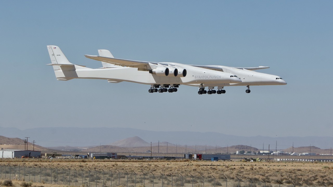 Stratolaunch's huge Roc carrier plane flies higher than ever on 7th test flight