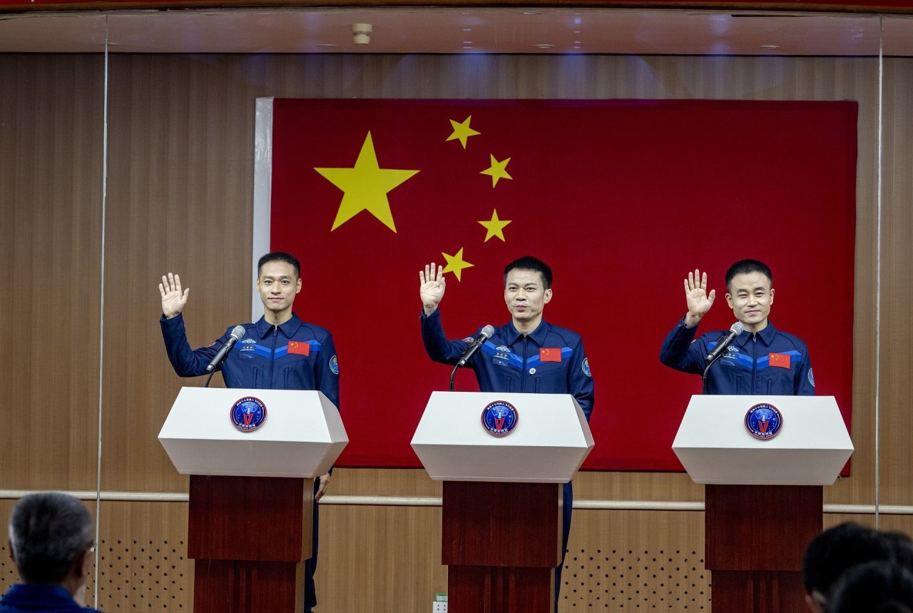 China unveils Shenzhou 17 astronauts launching to Tiangong space station tonight (video)