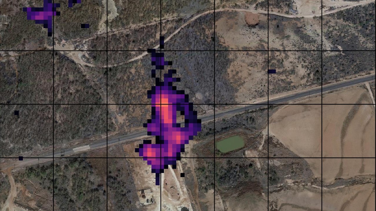 Tiny satellites use AI to sniff for methane leaks on the ground (photos)