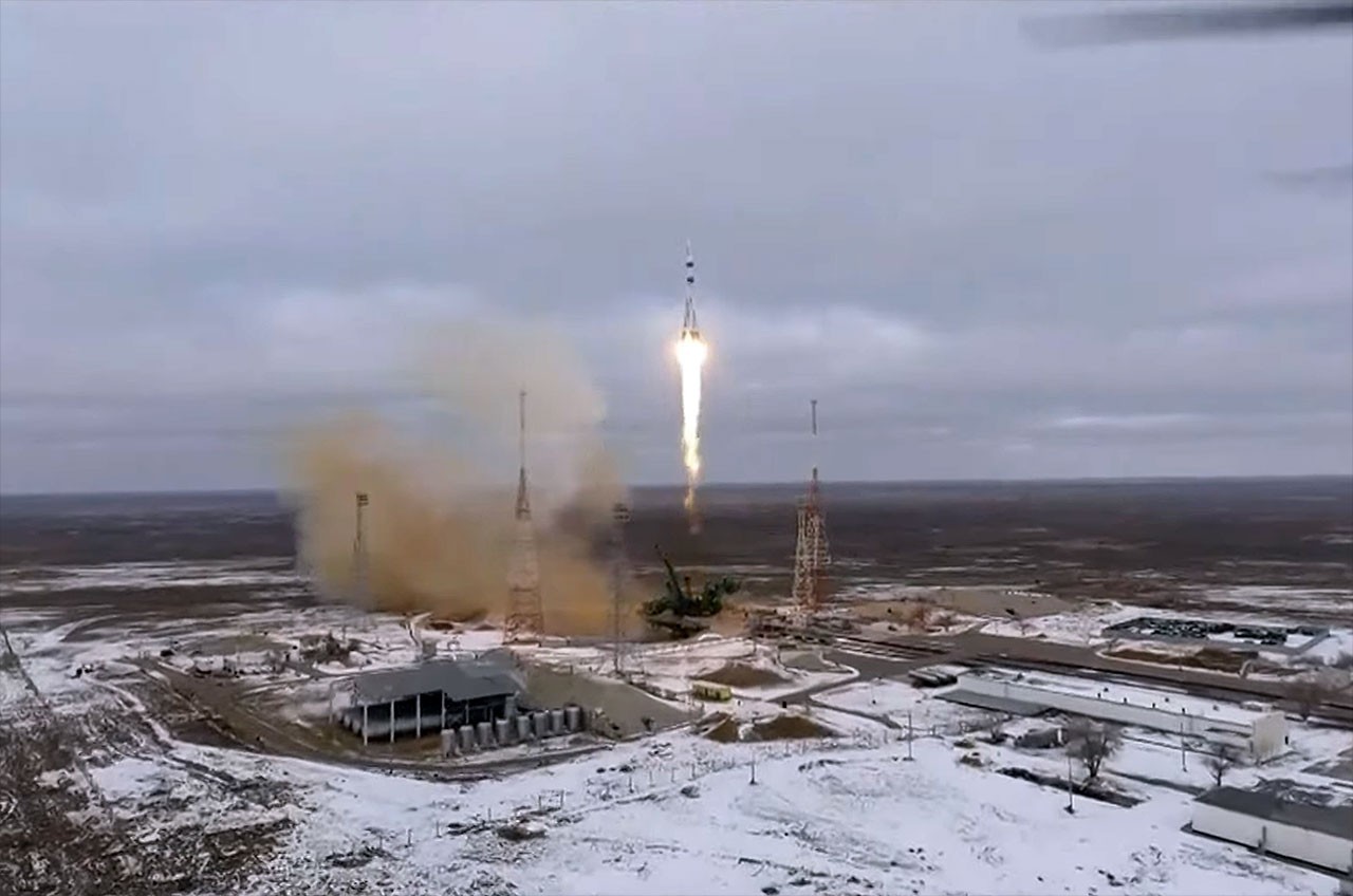 Japanese billionaire Yusaku Maezawa lifts off for space station on Russian Soyuz