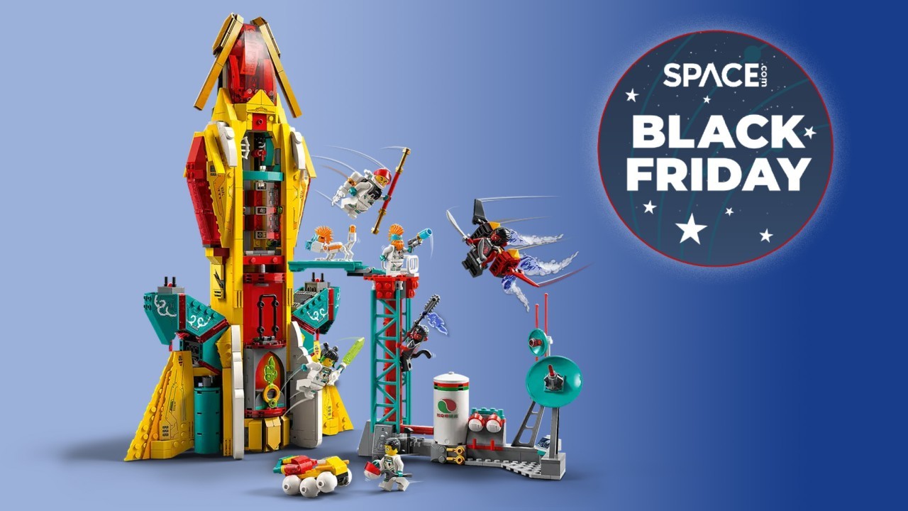 Save 30% on the gigantic, fun-loving Lego Monkie Kid's Galactic Explorer