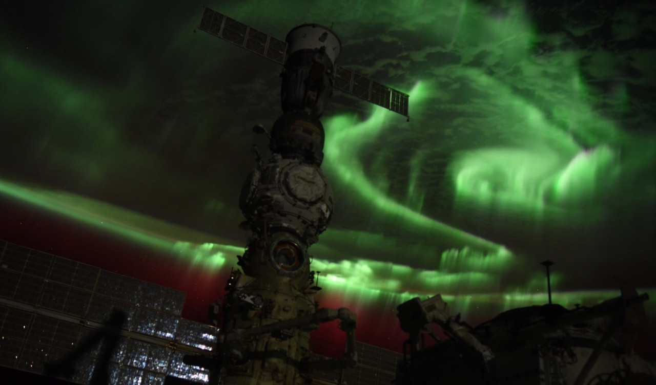 These astronaut photos of auroras seen from space are just breathtaking