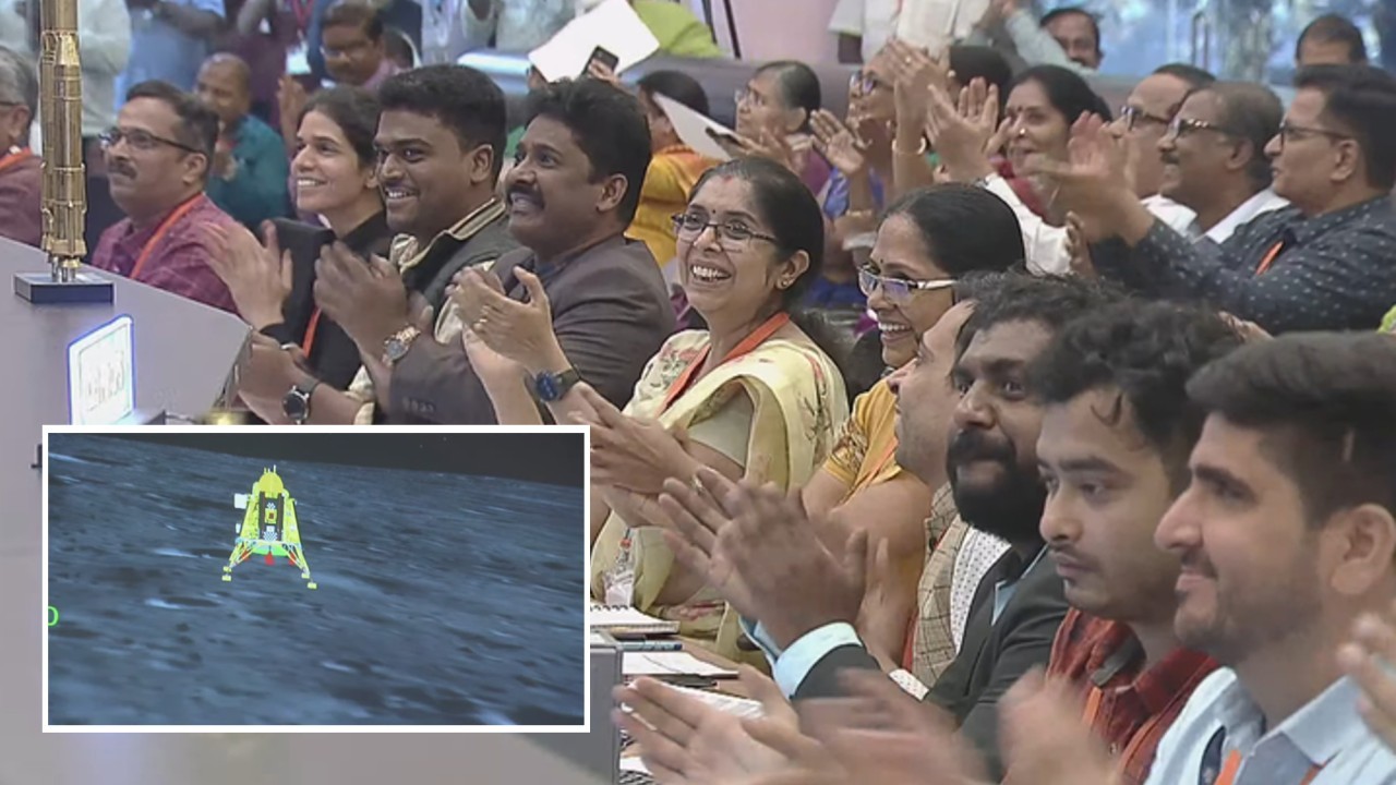 India on the moon! Chandrayaan-3 becomes 1st probe to land near lunar south pole