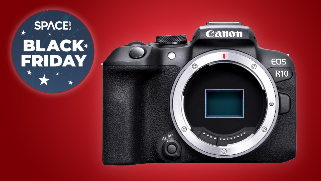 The new Canon EOS R10 is now $100 cheaper this Black Friday/Cyber Monday