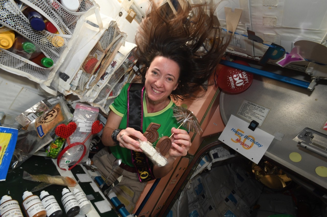 Birthday parties in space! NASA astronaut shares how to celebrate in orbit (video)