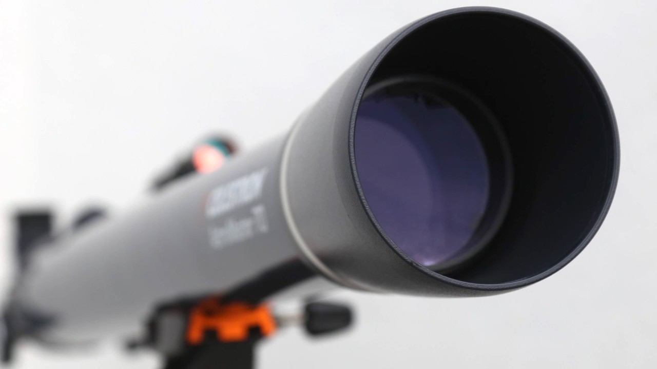 Save $61.95 on this Celestron 70AZ telescope kit this holiday