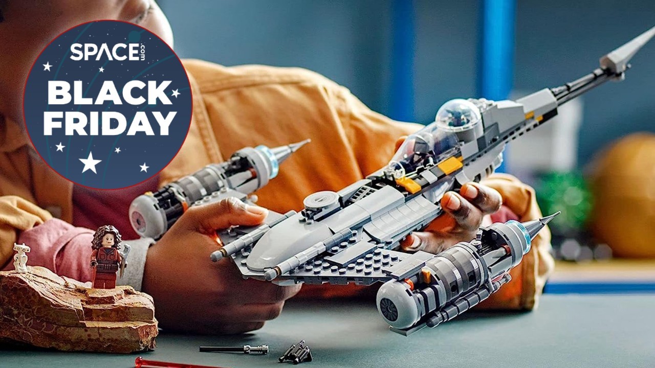 Save 20% on this Mandalorian's N-1 Starfighter LEGO set for Black Friday weekend