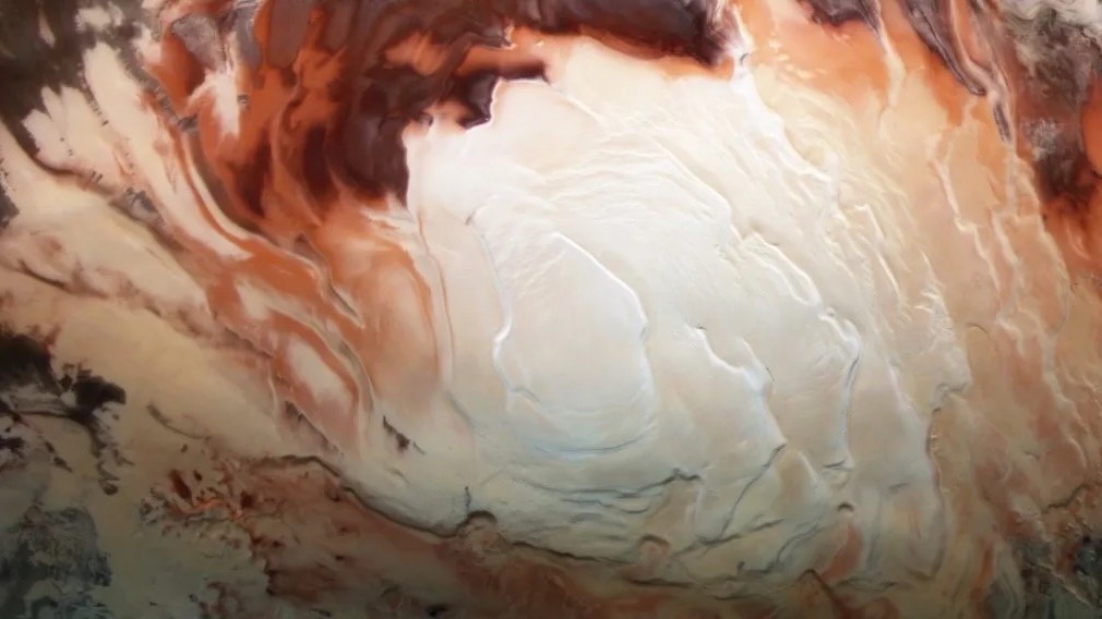 Is there really a huge subsurface lake near Mars' south pole?