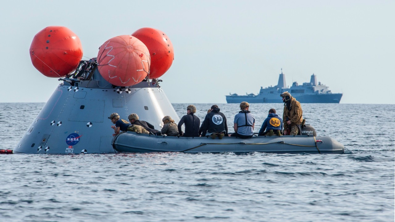 Here's how the US Navy will fish NASA's Artemis 1 Orion spacecraft out of the sea after splashdown