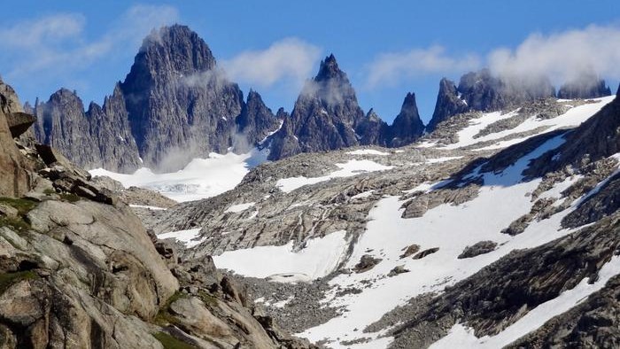 Satellite data and 100-year-old images reveal quickening retreat of Greenland's glaciers