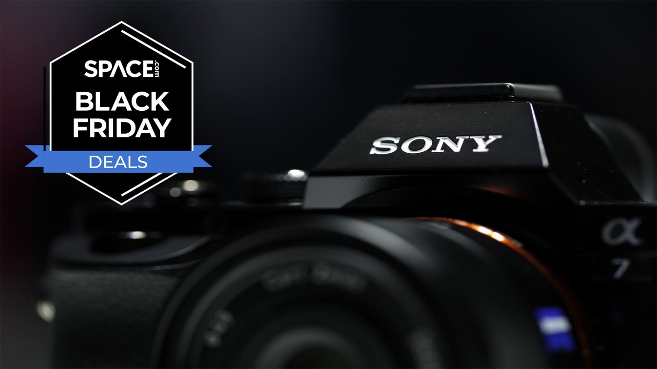 This Black Friday Sony camera deal at Walmart has everyone else beat