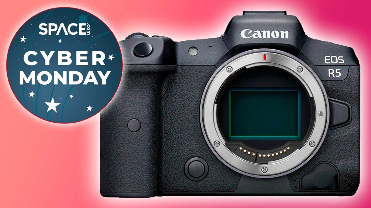 Cyber Monday deal: Cheapest-ever price! $900 discount on Canon EOS R5