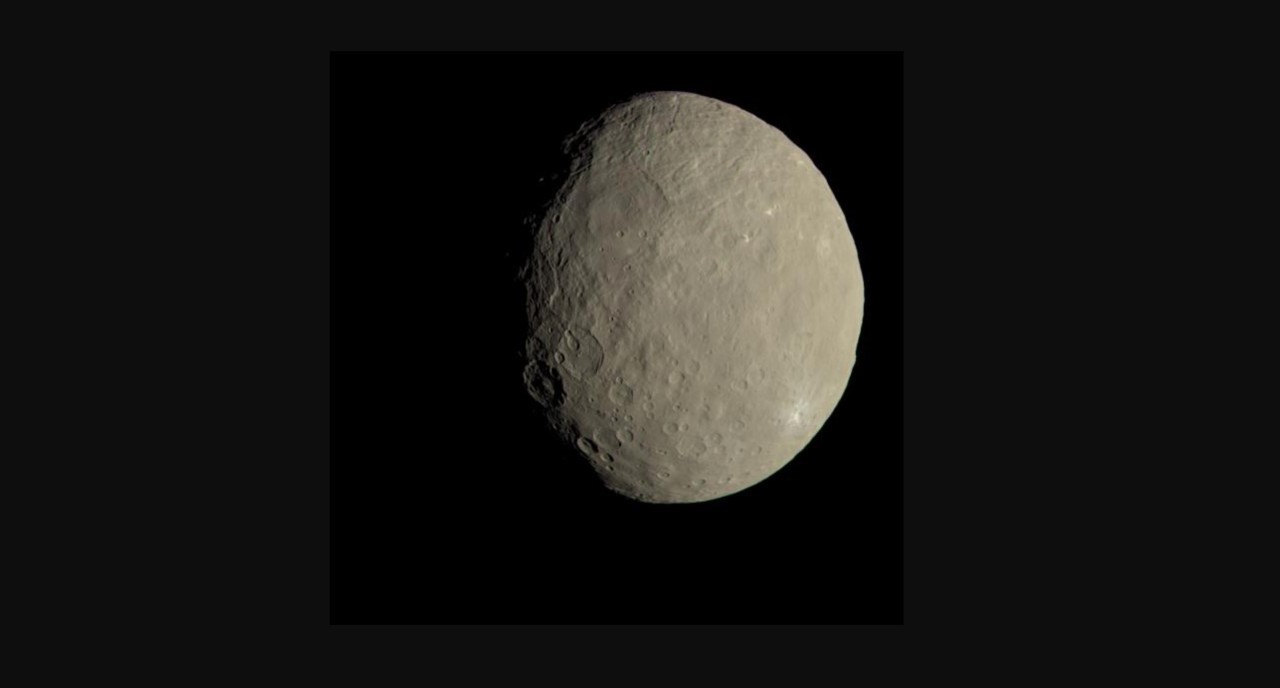 Astronomers spy new class of dark, water-rich asteroids like dwarf planet Ceres