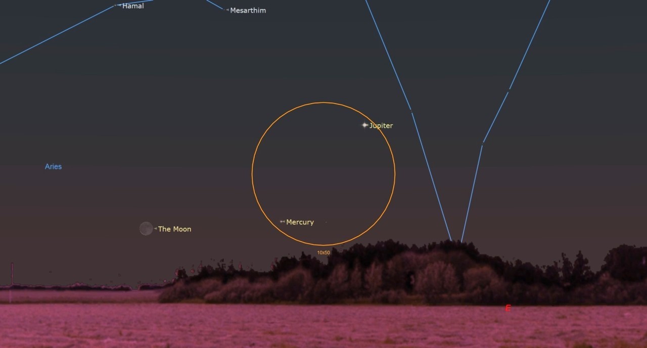 See the moon meet up with elusive Mercury in a conjunction today