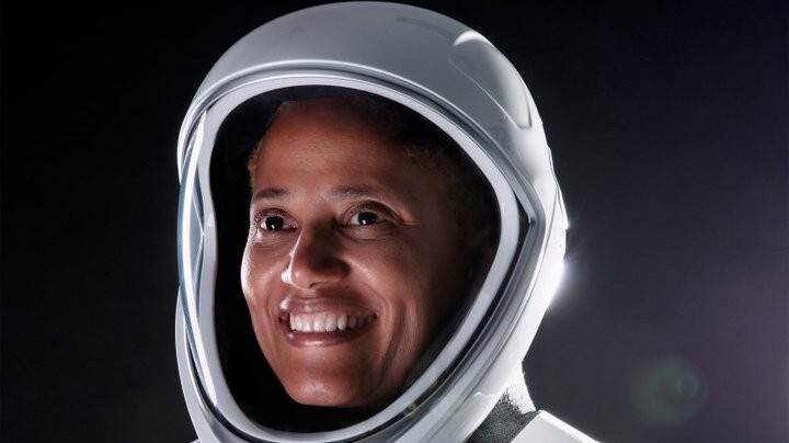 Sian Proctor makes history with SpaceX's Inspiration4 as first-ever Black female spacecraft pilot