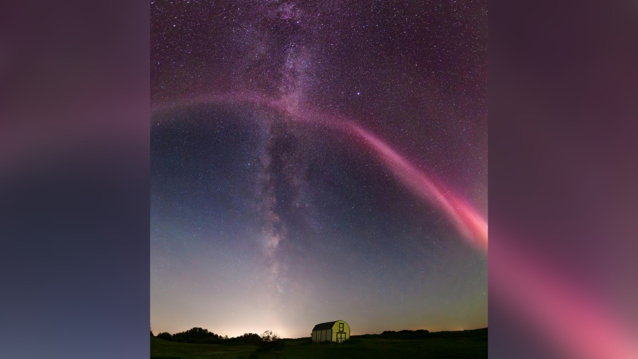 Astrophotographer captures stunning views of northern lights and STEVE during brief encounter (photos, video)