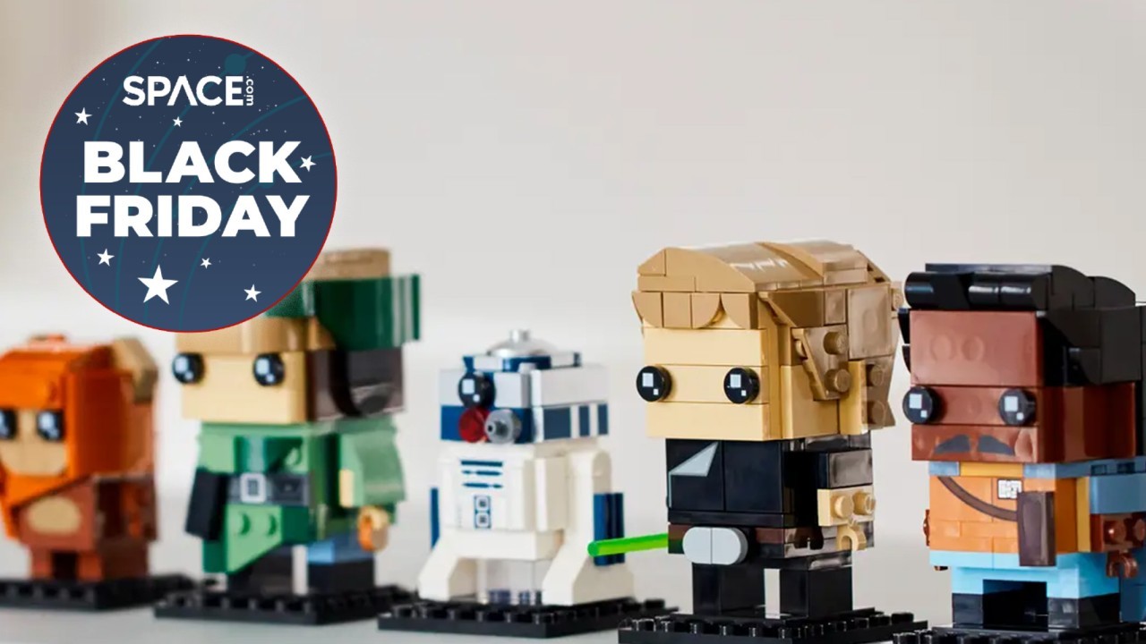 Save 40% on this adorable LEGO Battle of Endor Heroes set this Black Friday weekend