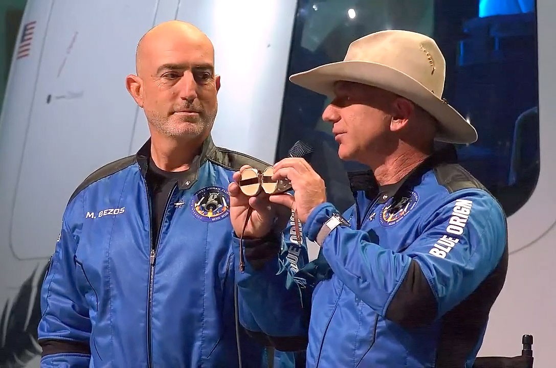 Jeff Bezos and crew flew aviation artifacts, Skittles on Blue Origin spaceflight