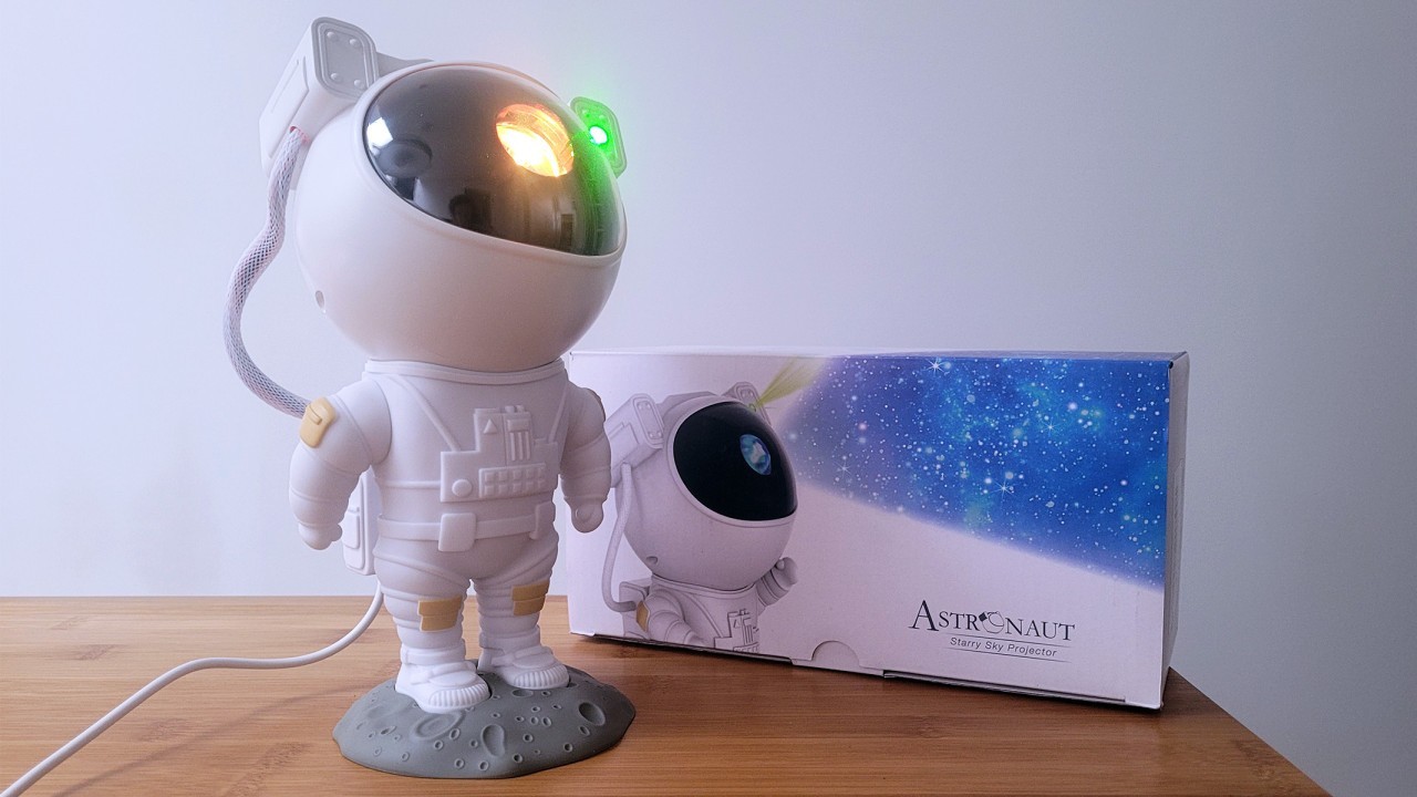 30% discount on Astronaut star projectors this Black Friday