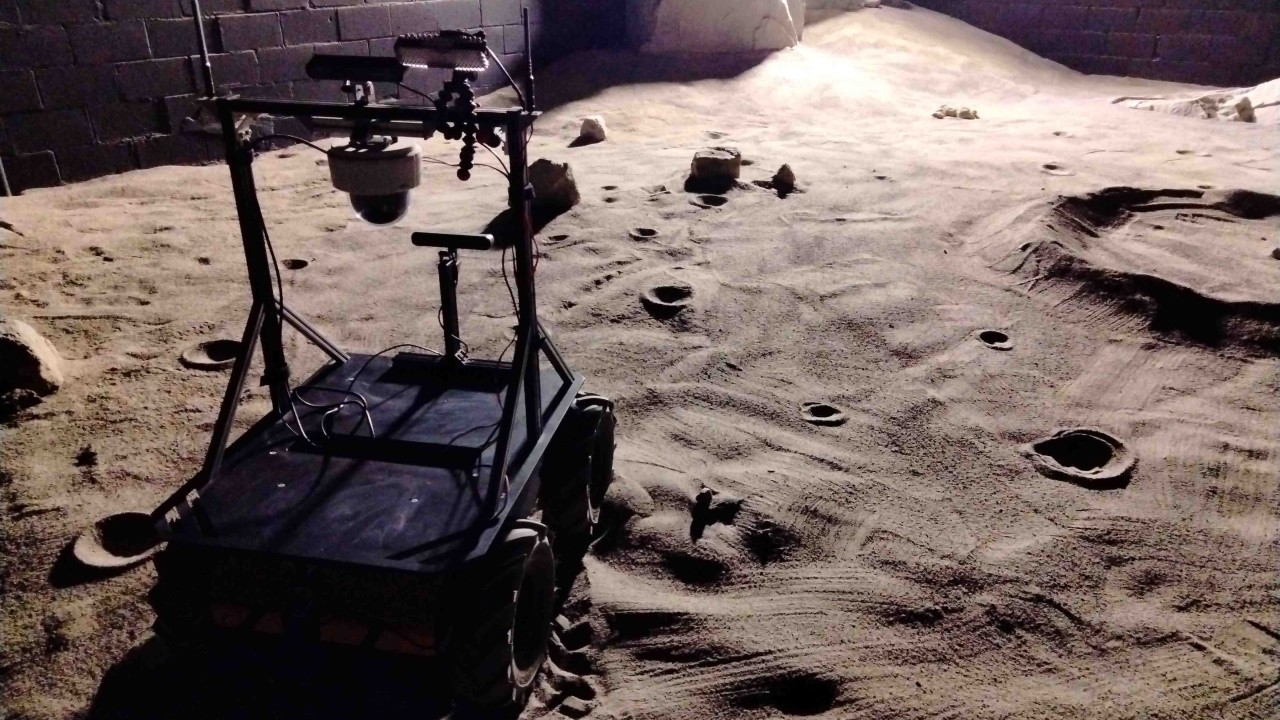 I drove a rover on a moon-like landscape and felt like an Apollo astronaut (video)