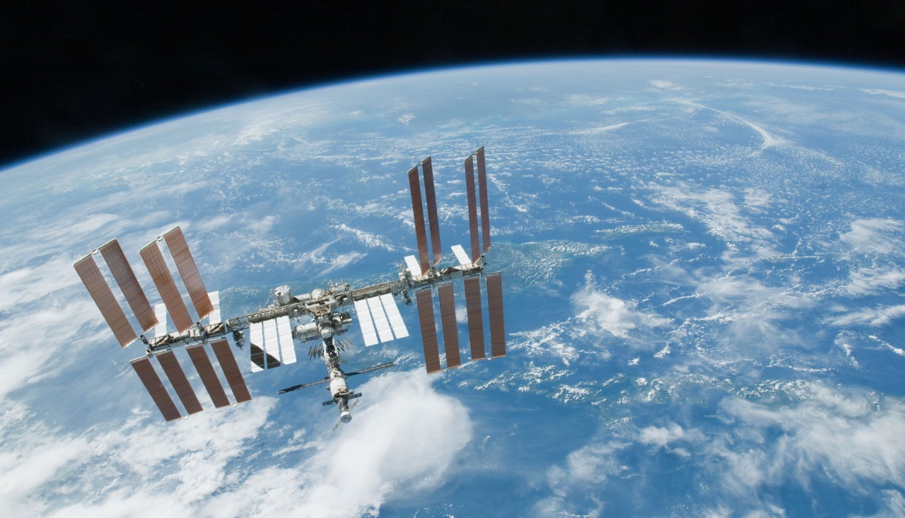 Hitchhiking microbes on ISS cargo ships can make astronauts sick. Scientists have a solution