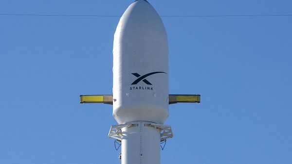 Watch SpaceX launch 22 Starlink 'V2 mini' satellites early Sunday