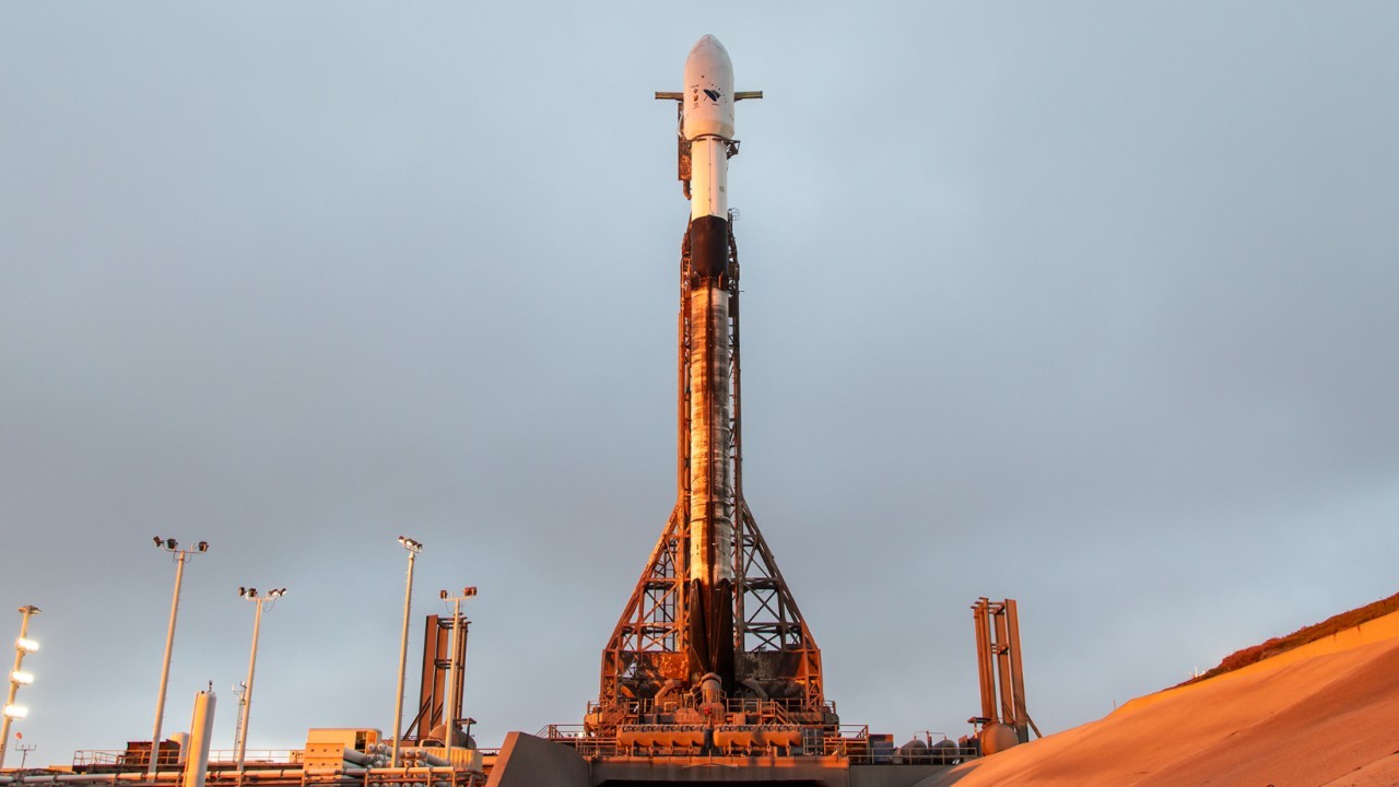 SpaceX Falcon 9 rocket to launch 2 German military satellites early Dec. 23