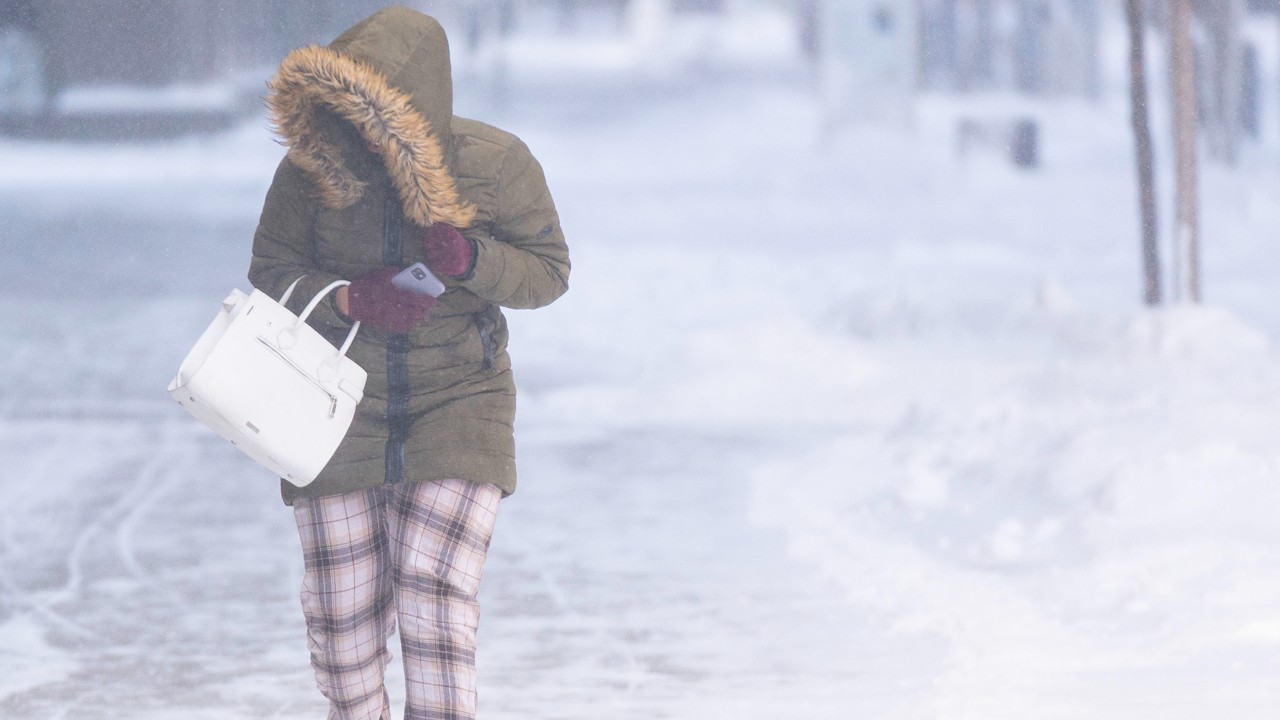 Winter storm from 'bomb cyclone' hits eastern US as satellites watch (video)