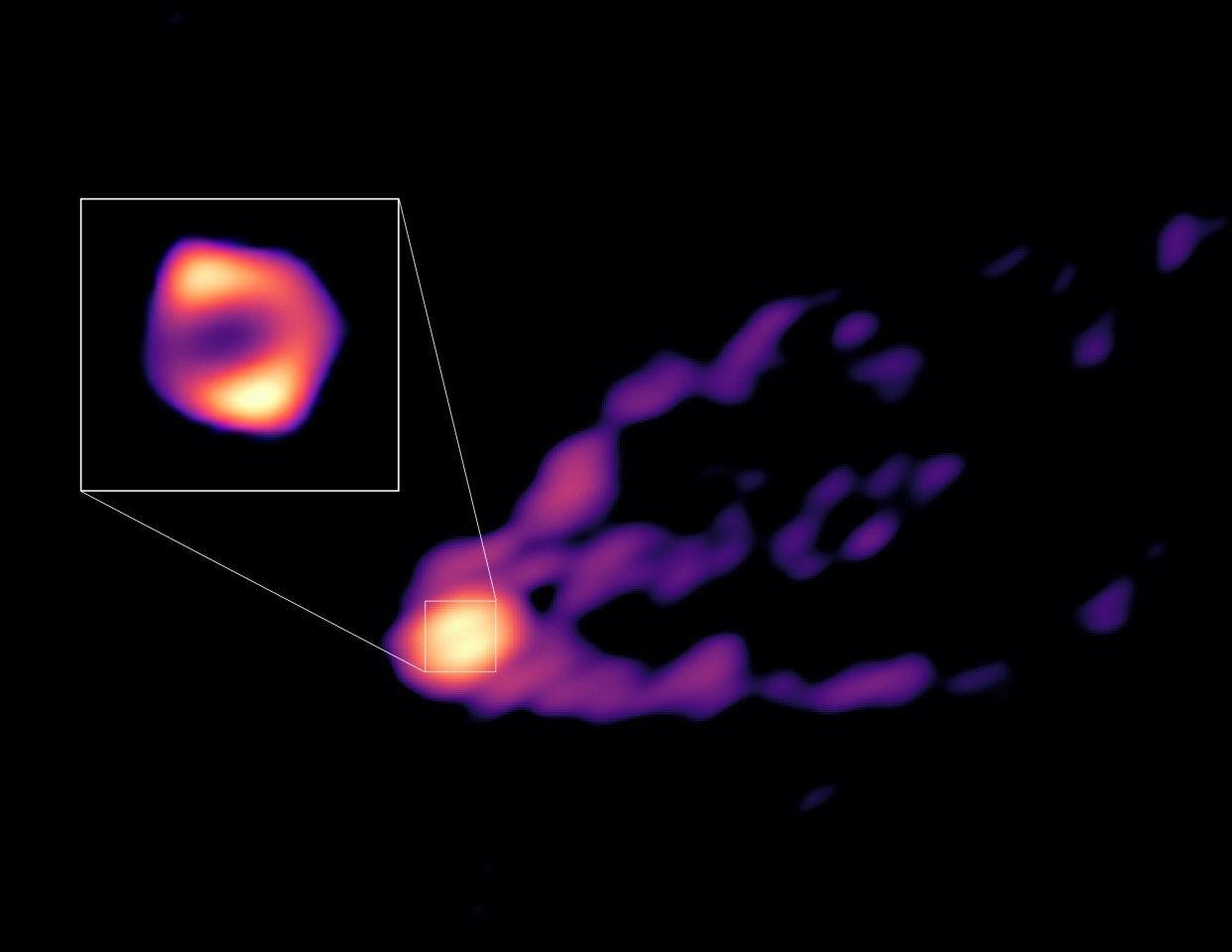 Astronomers snap 1st-ever direct image of a black hole blasting out a powerful jet (photo)