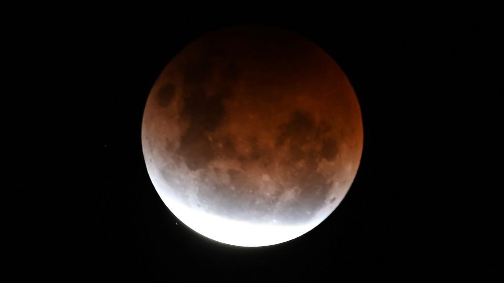 Beaver Moon lunar eclipse 2021: When, where and how to see it on Nov. 19